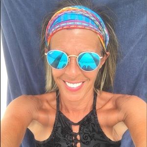 Meet your Posher, Gina